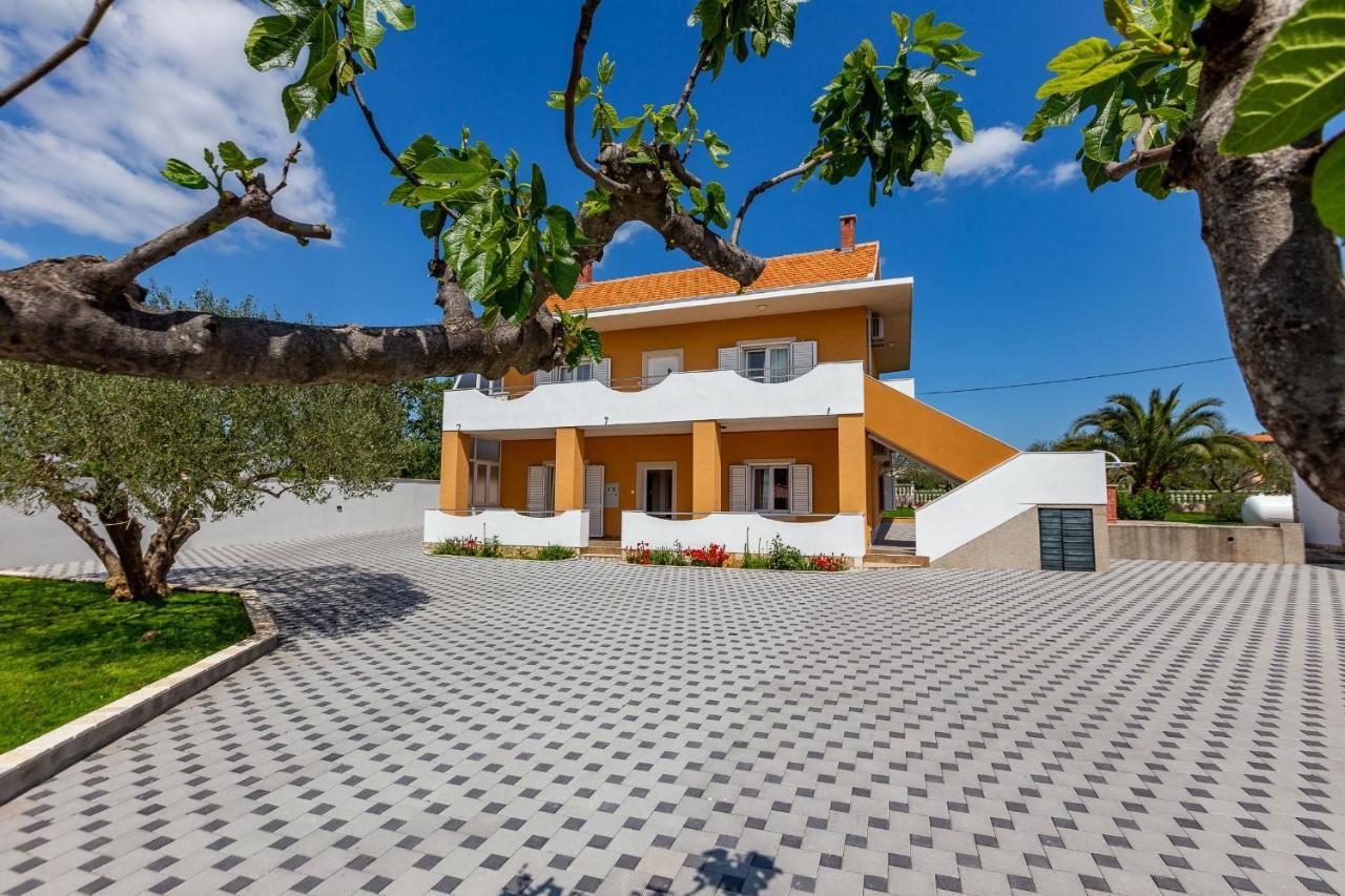 Semesterbostad Mp Luxury With Swimming Pool Zadar