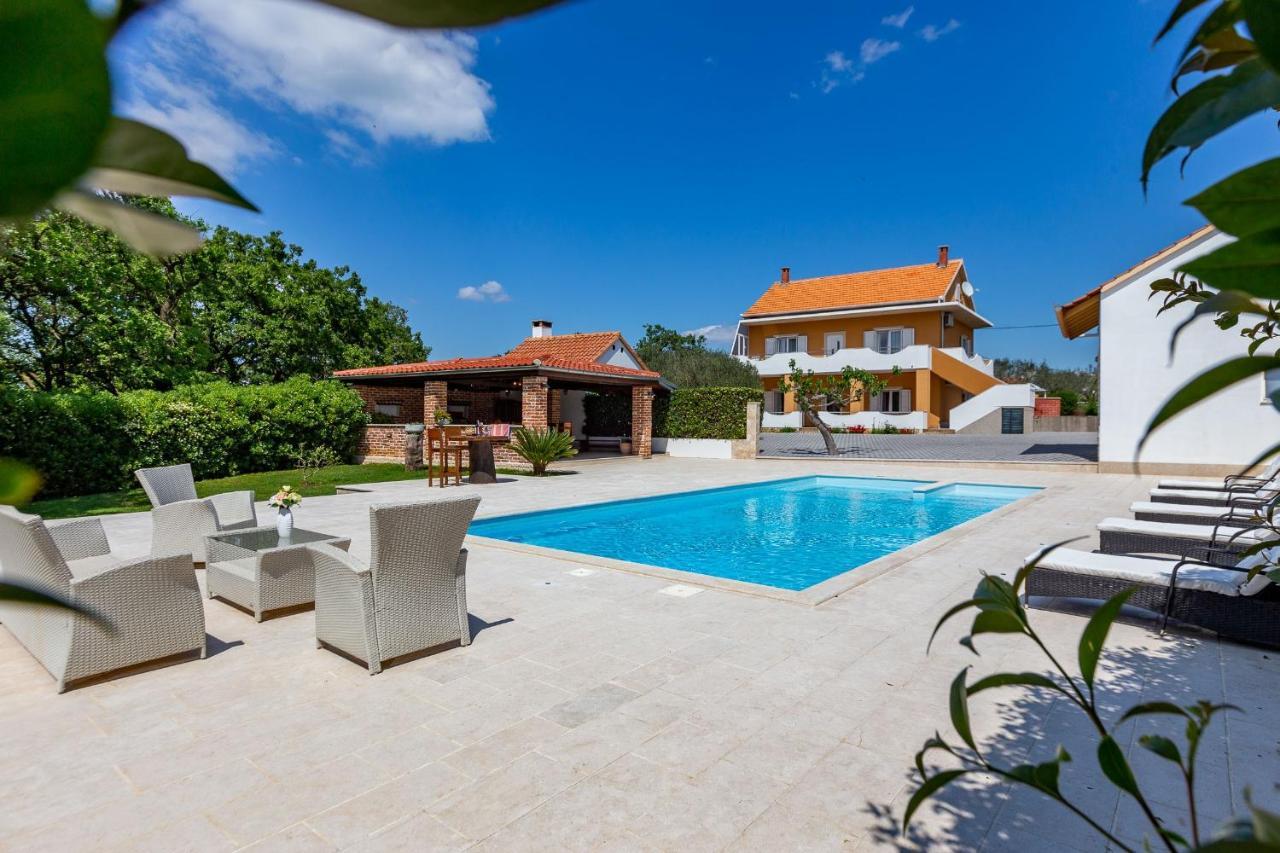 Mp Luxury With Swimming Pool Semesterbostad *