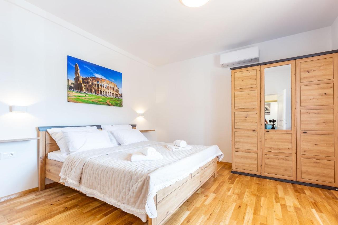 Semesterbostad Mp Luxury With Swimming Pool